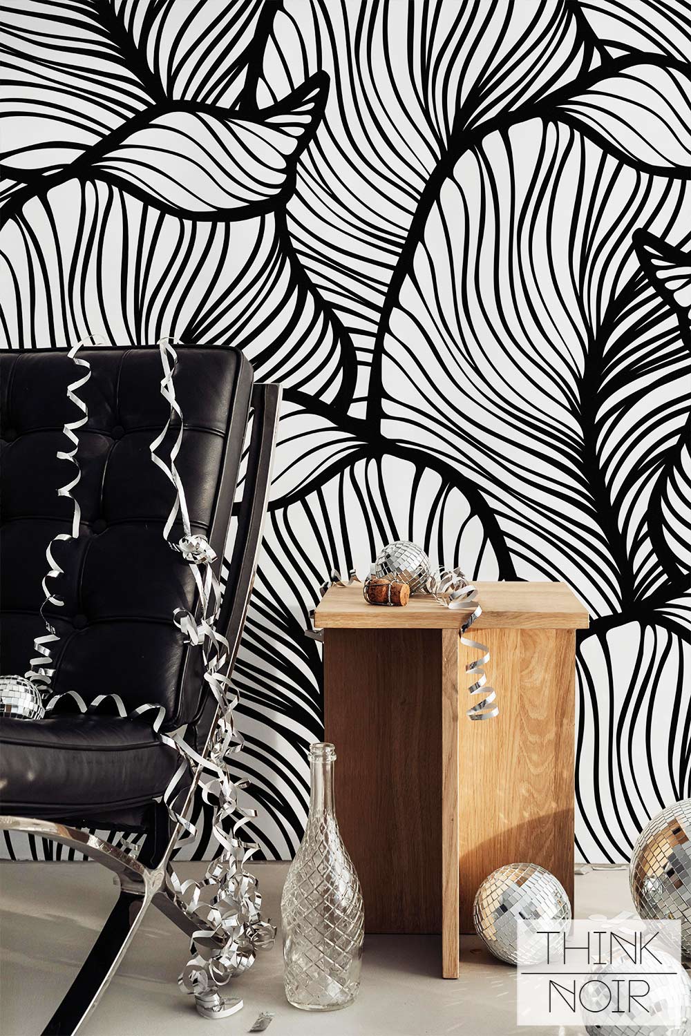 Stunning Black and White Design Wallpaper for Stylish Interiors